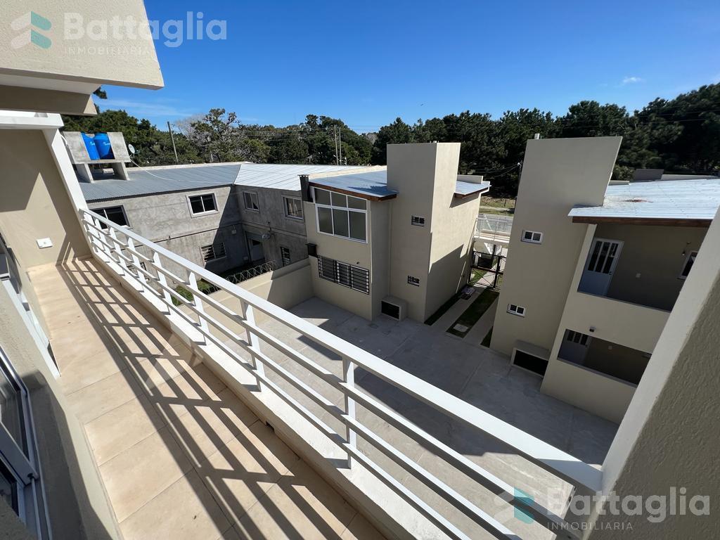 Excelente Departamento de 3 Amb en 2do Piso - Retasado! 5