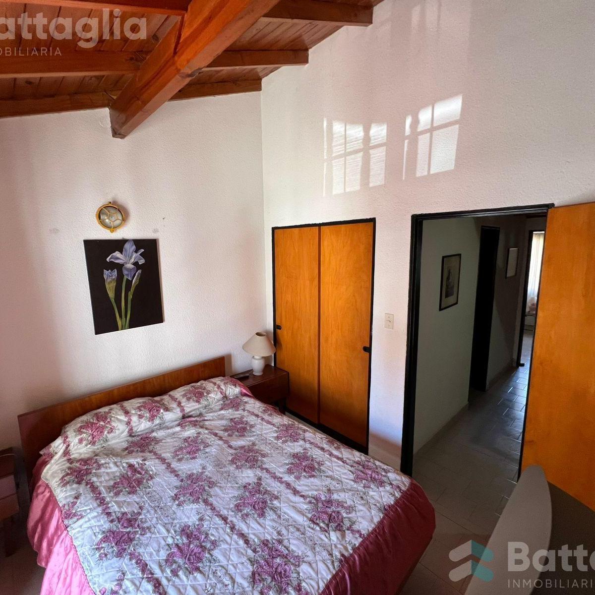 Triplex en San Bernardo del Tuyu 1