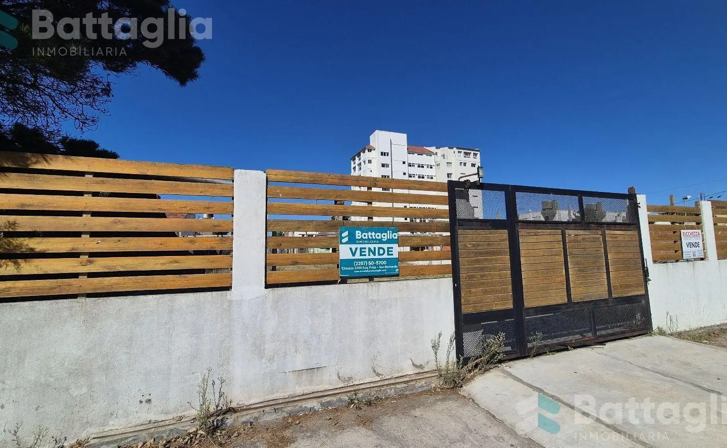 LOTE IDEAL INVERSIONISTA 600m² a una cuadra del mar en Costa Azul 2