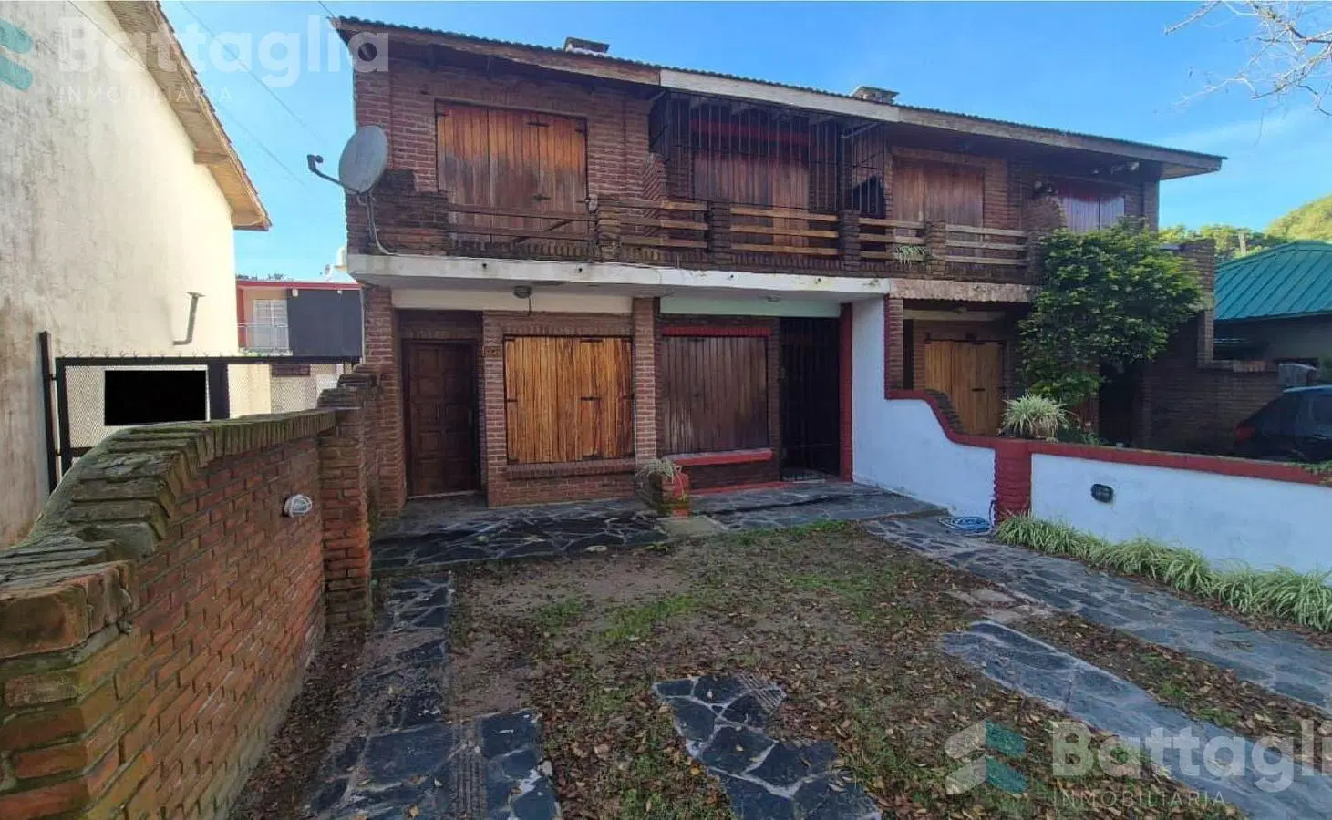 Triplex a cuatro cuadras del mar en Costa Azul 1