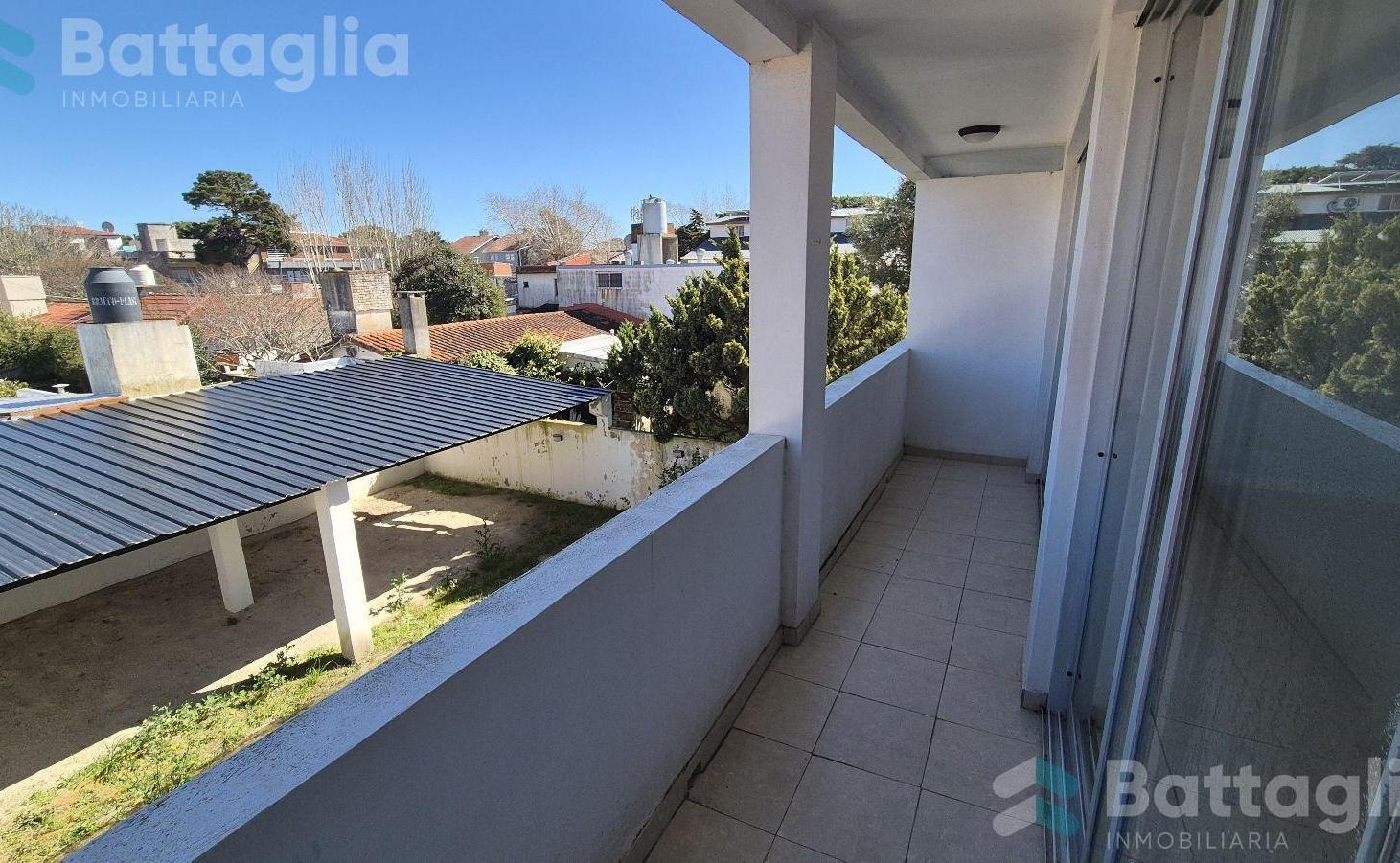 Foto de Tres ambientes con cochera techada en La Lucila, imagen 4