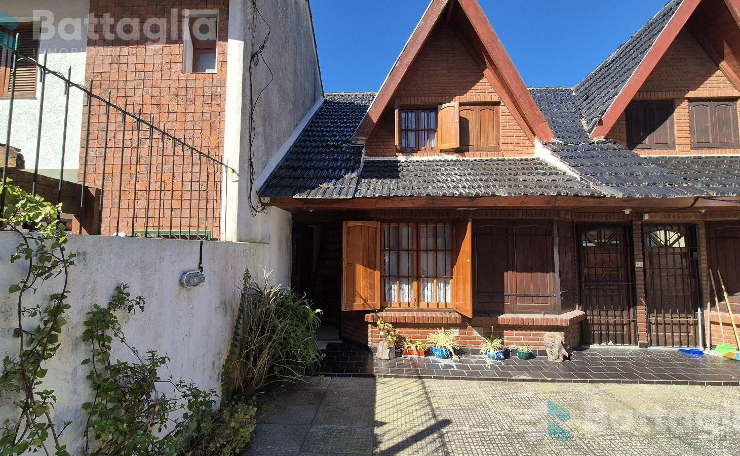 Foto de Duplex con cochera y parrilla a tres cuadras del mar, imagen 3