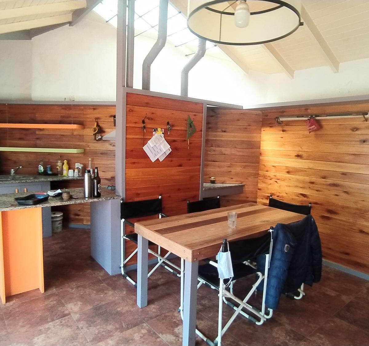Foto de ** Casa PH sobre lote de 315 m2. Parque - Z/ Bestoso e Irala, imagen 2