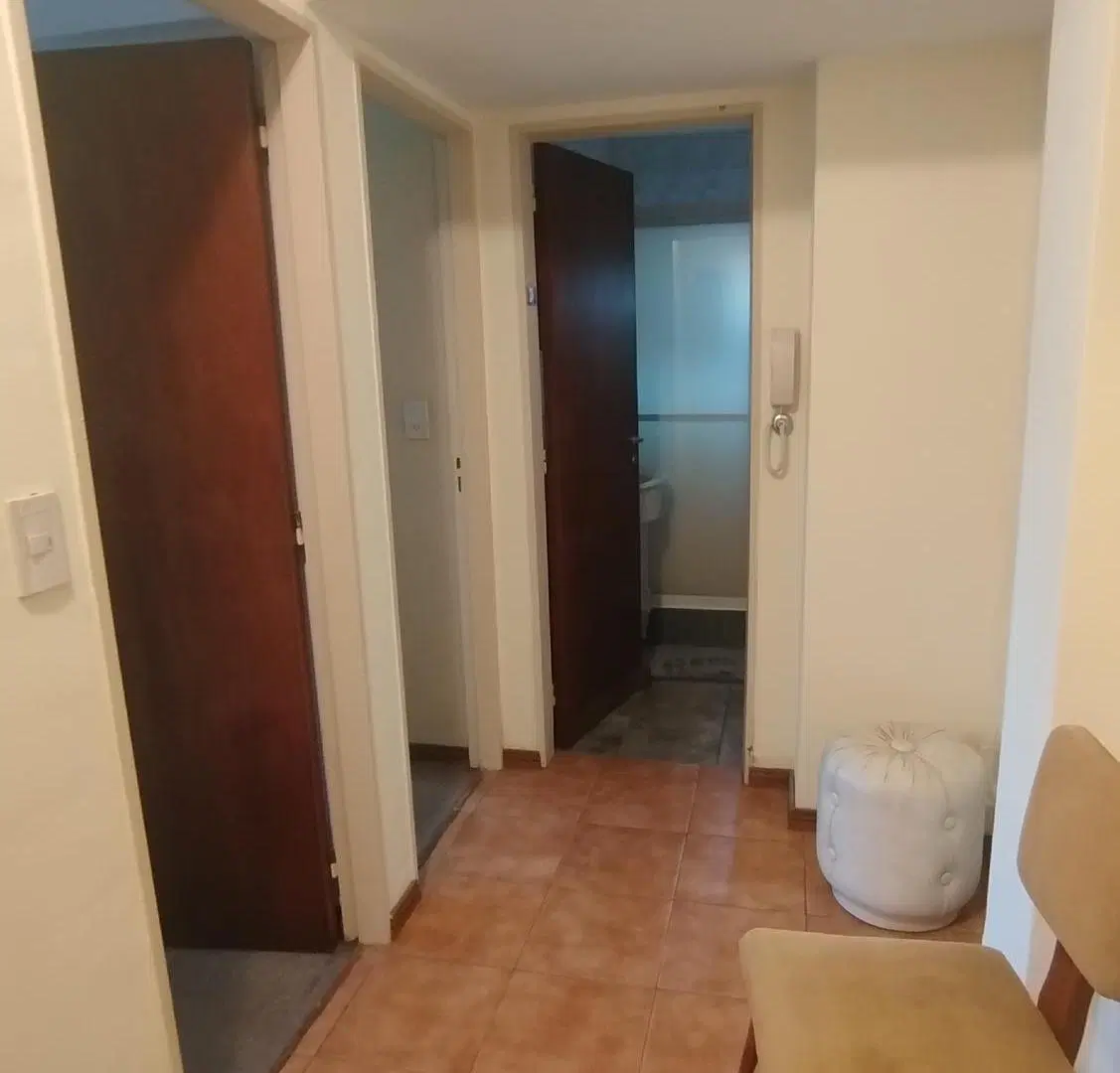 ** 3 ambientes a la calle balcón. Z/ San Martin y España 8