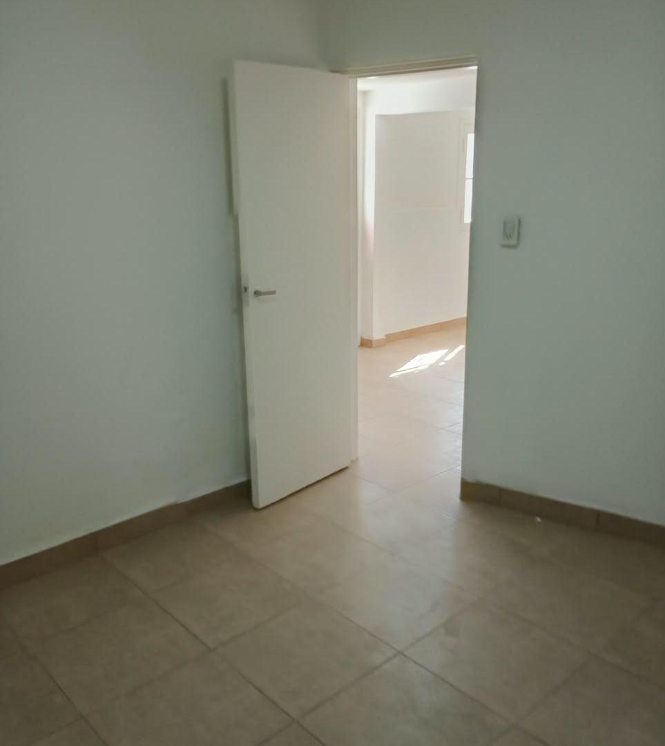 Foto de Casa 3 ambientes lote 10 x 13 m. B° Las Avenidas, imagen 3