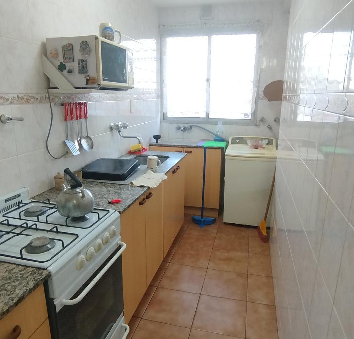 Foto de * 24 meses 3 ambientes a la calle balcón España y San Martín, imagen 2
