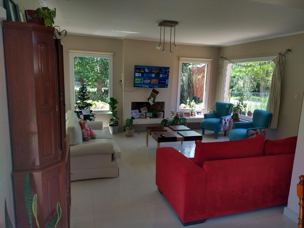 Foto de LA ARMONIA - Se vende moderna casa 5 ambientes con piscina, imagen 3