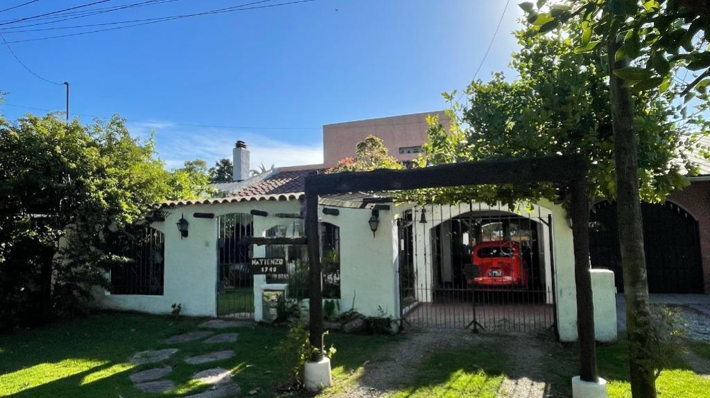 La Florida - en Venta Chalet 6 Ambientes Oportunidad! 1