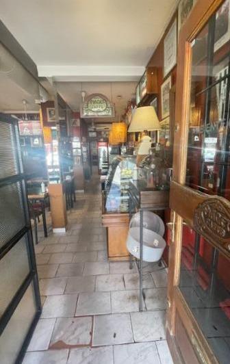 CENTRO - En venta local comercial compuesto por 3 unidades funcionales desarrollado en dos plantas 5