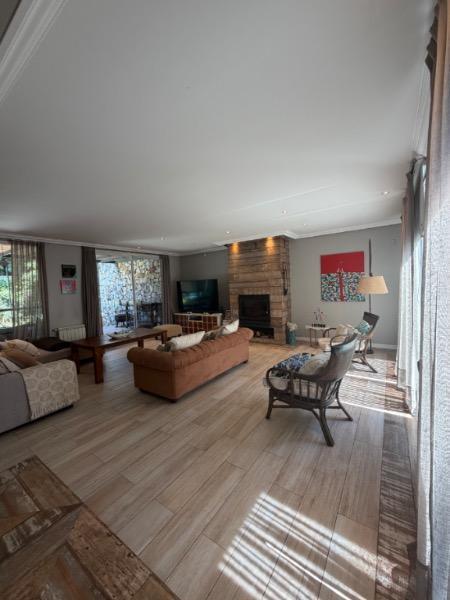 Foto de LOS TRONCOS - En venta importante residencia de estilo, imagen 3