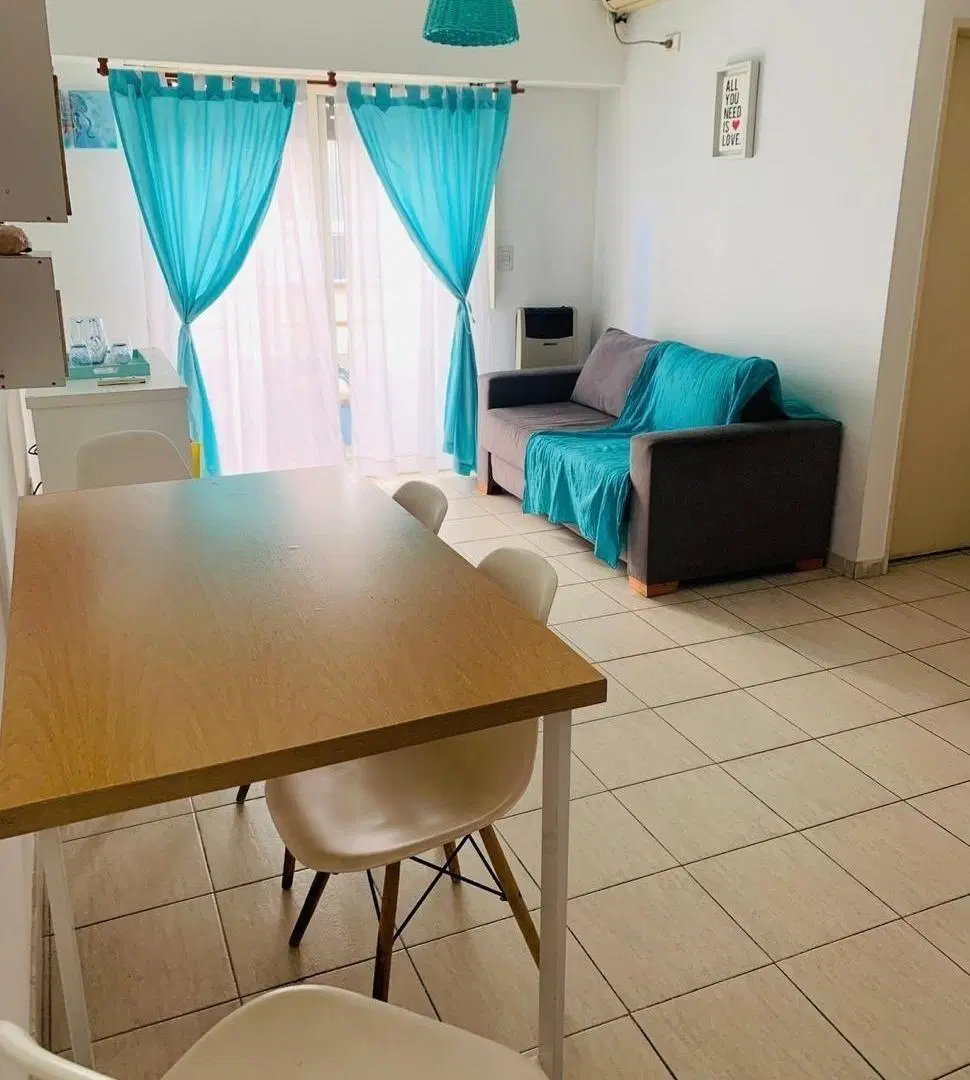Avellaneda - En venta departamento 2 ambientes con balcon, edificio con quincho y piscina 8