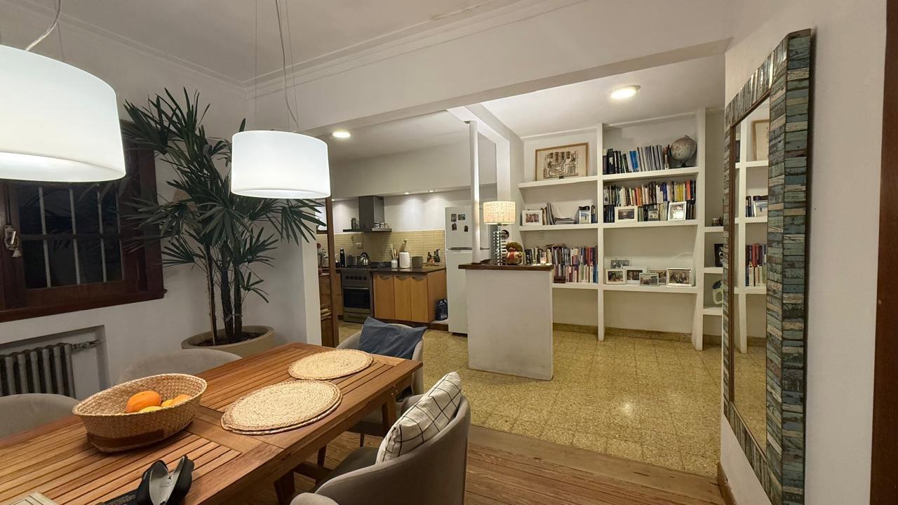 Foto de Plaza Mitre - Chalet 5 ambientes con garage y parque, imagen 3