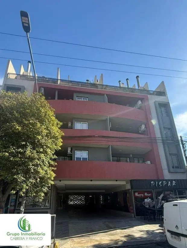 Excelente depto Barrios General Paz 4