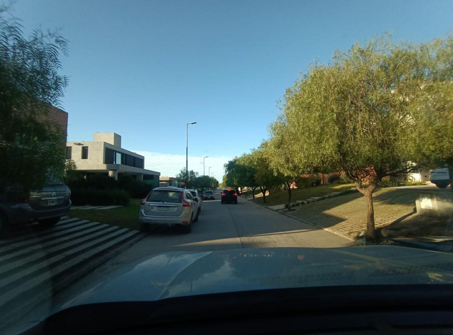 Foto de Único Lote en Valle Escondido 1100m2!!, imagen 4