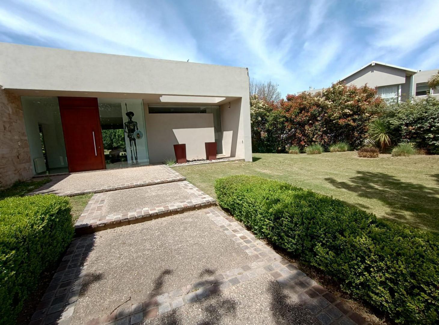 Foto de EXCLUSIVA casa en Fincas del Sur, imagen 3