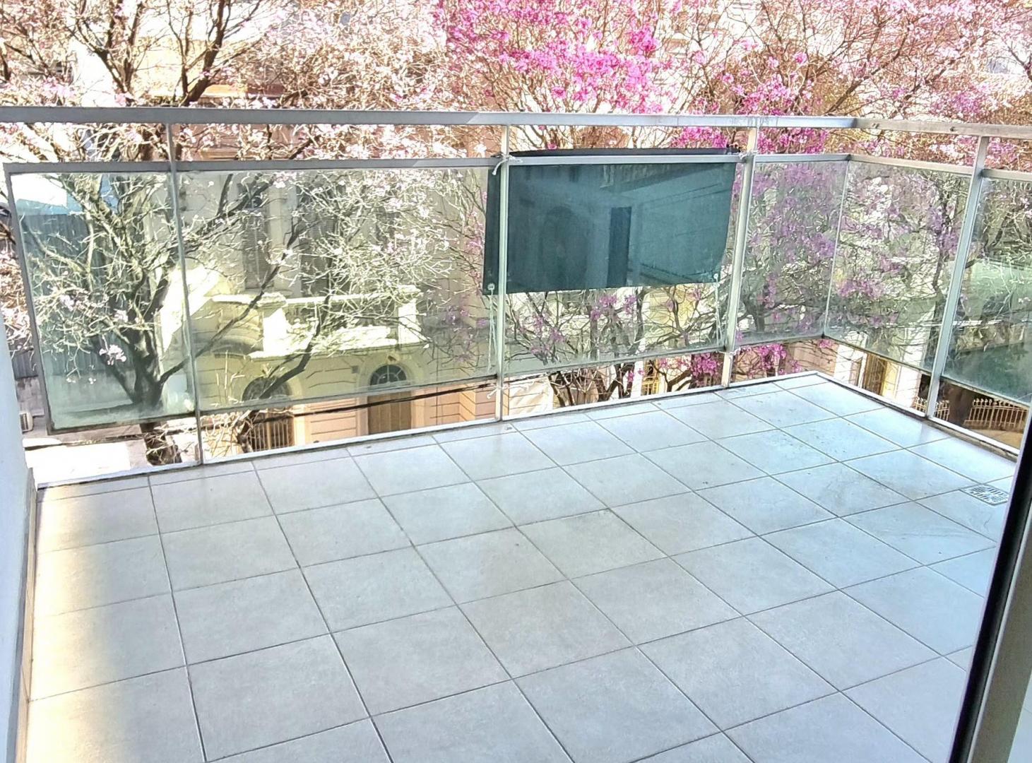 Foto de Alquiler Monoambiente Premium al frente Balcon Terraza con Parrillero, imagen 4