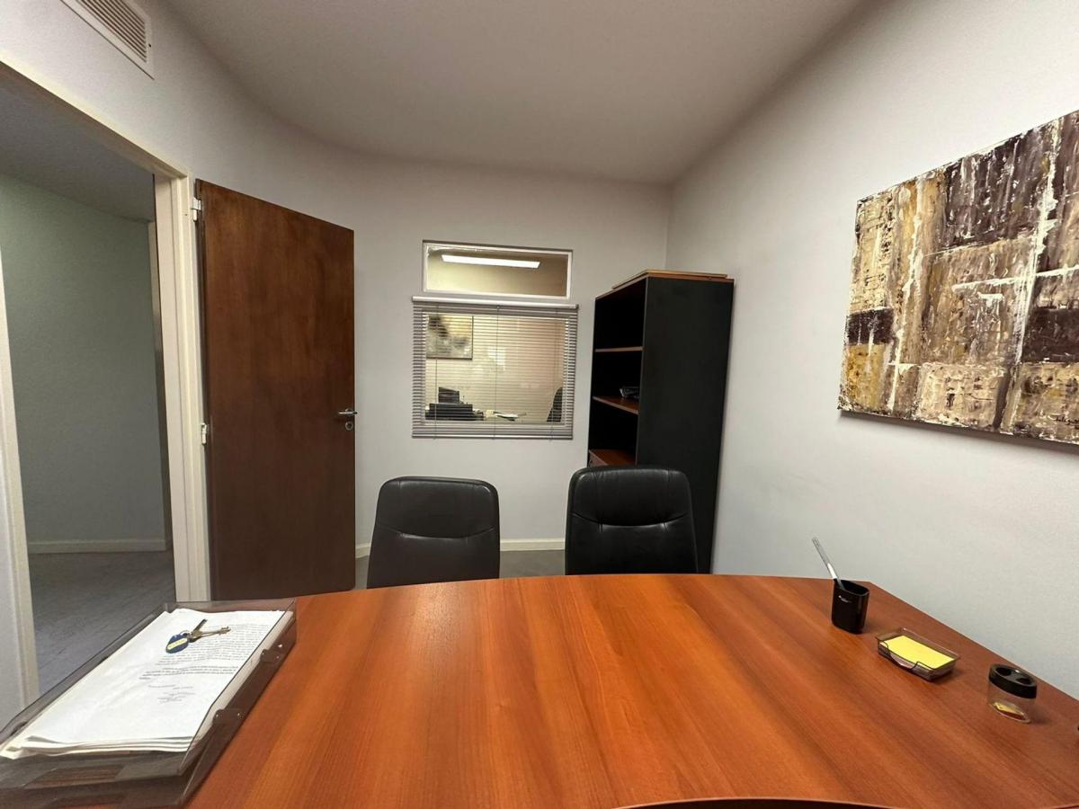 Departamento/ Oficina a La Venta 4