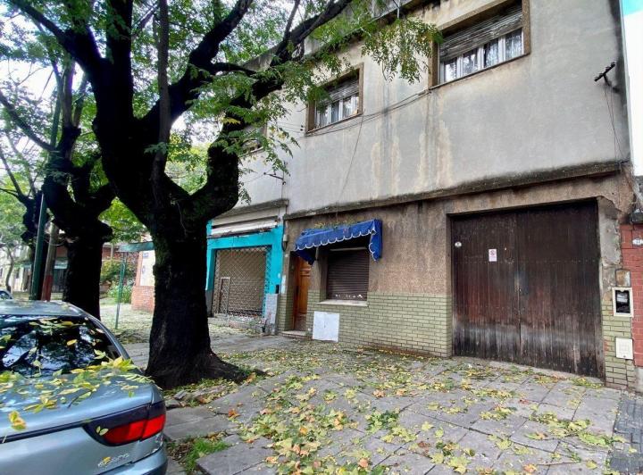 Venta casa multifamiliar c/taller en Lanús Oeste 1