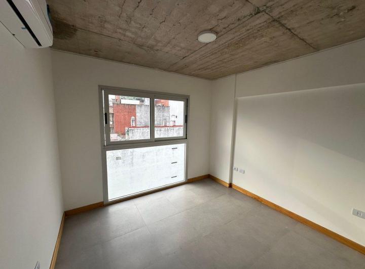 VENTA TRIPLEX 3 AMBIENTES CON PLAYROOM Y COCHERA 2