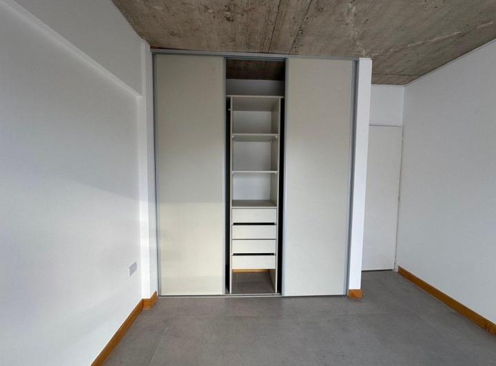 VENTA TRIPLEX 3 AMBIENTES CON PLAYROOM Y COCHERA 4