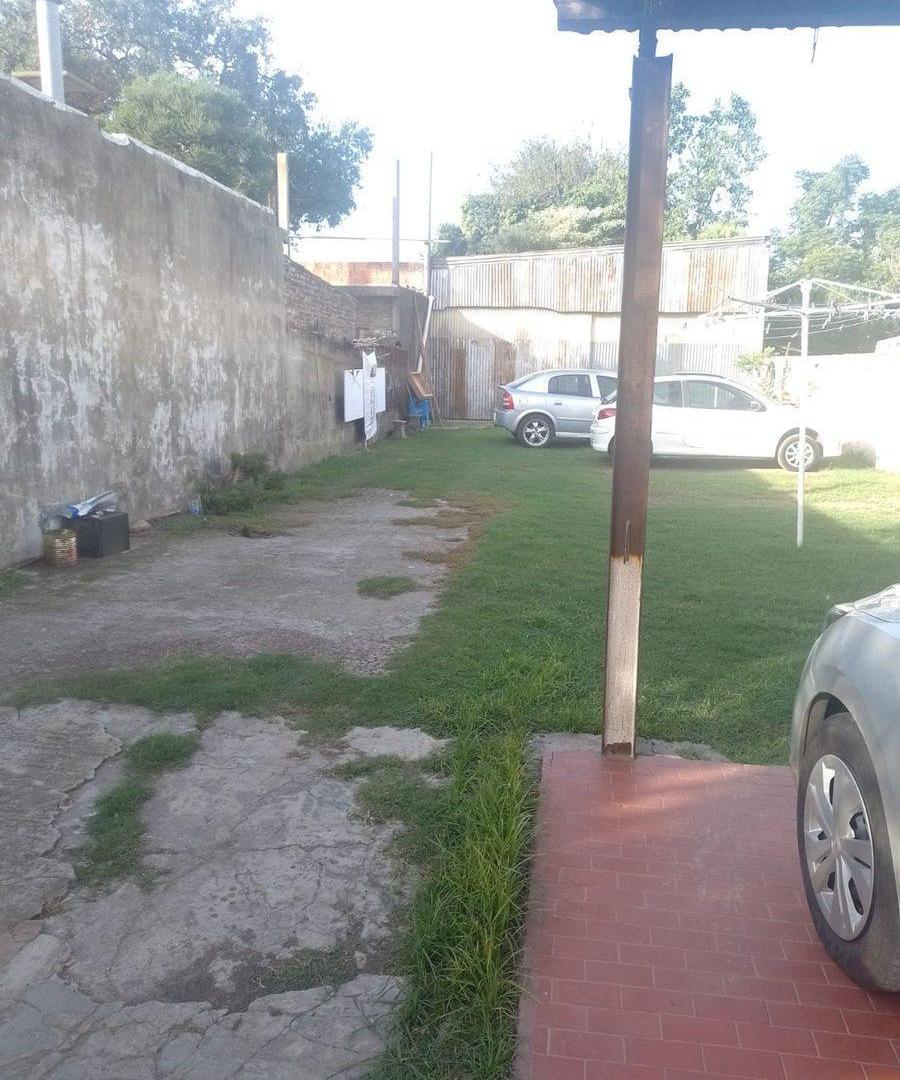 Importante lote + construcción