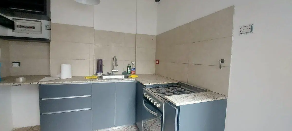 VENTA DEPARTAMENTO REFACCIONADO CON 2 PATIOS 3