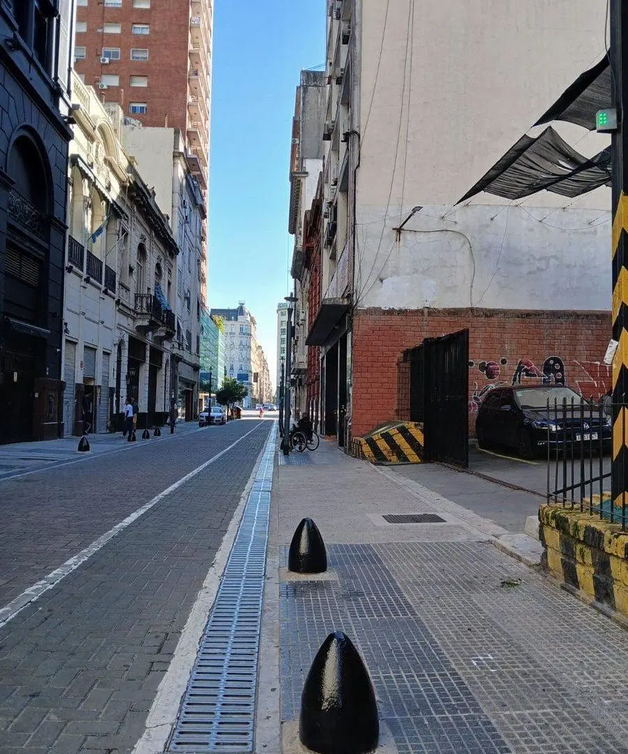 LOTE + PROYECTO APROBADO - A MTS AV. 9 DE JULIO 5