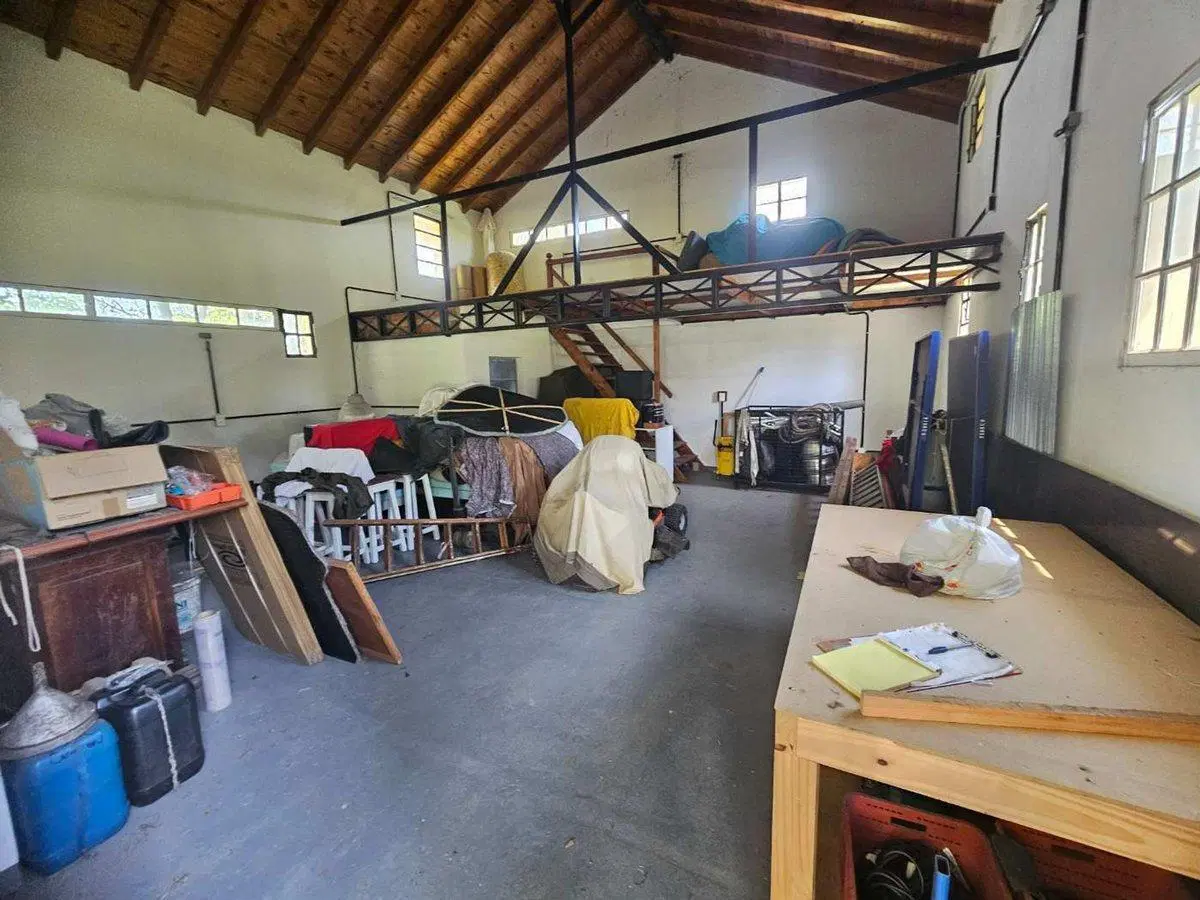VENTA DE QUINTA EMPRENDIMIENTO ACCESO OESTE MORENO 4