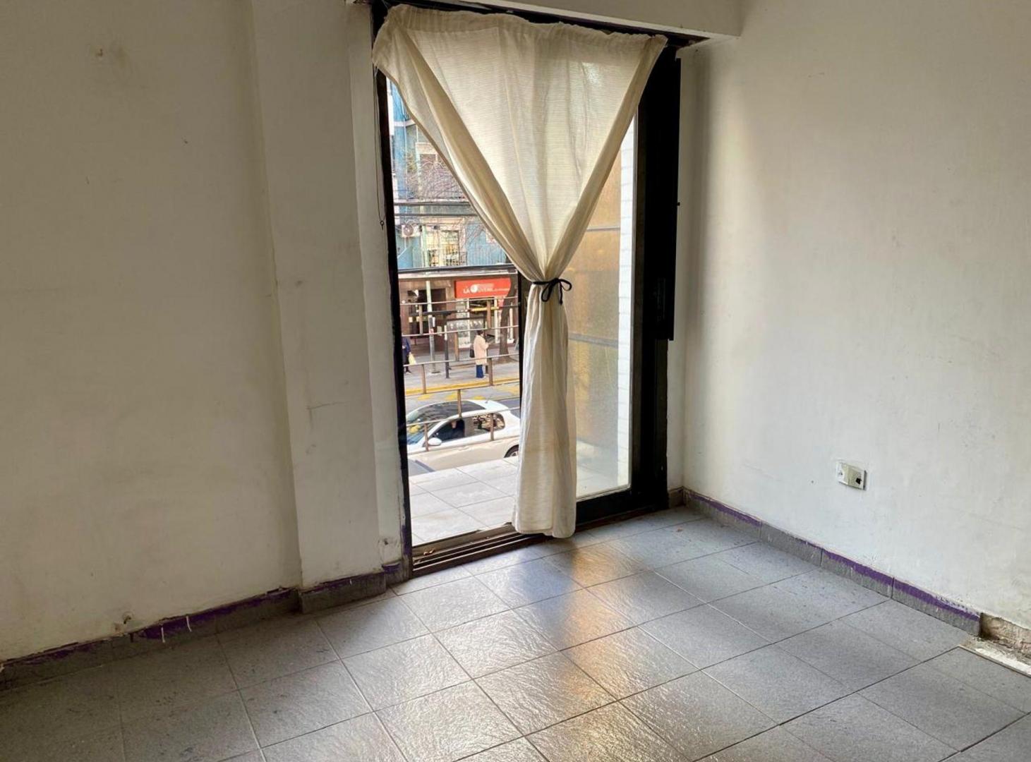 Foto de VTA DUPLEX 3 AMB-S. CRISTOBAL (1° piso x escalera), imagen 5