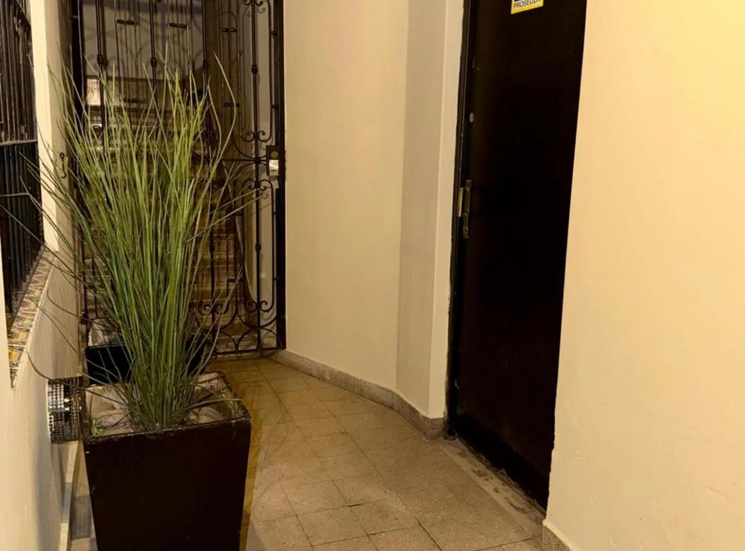 VENTA PROPIEDAD APTO LOCAL/VIVIENDA 2