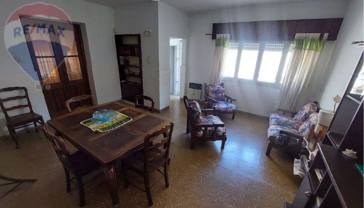 VENTA PH 4 AMBIENTES, MORON 4