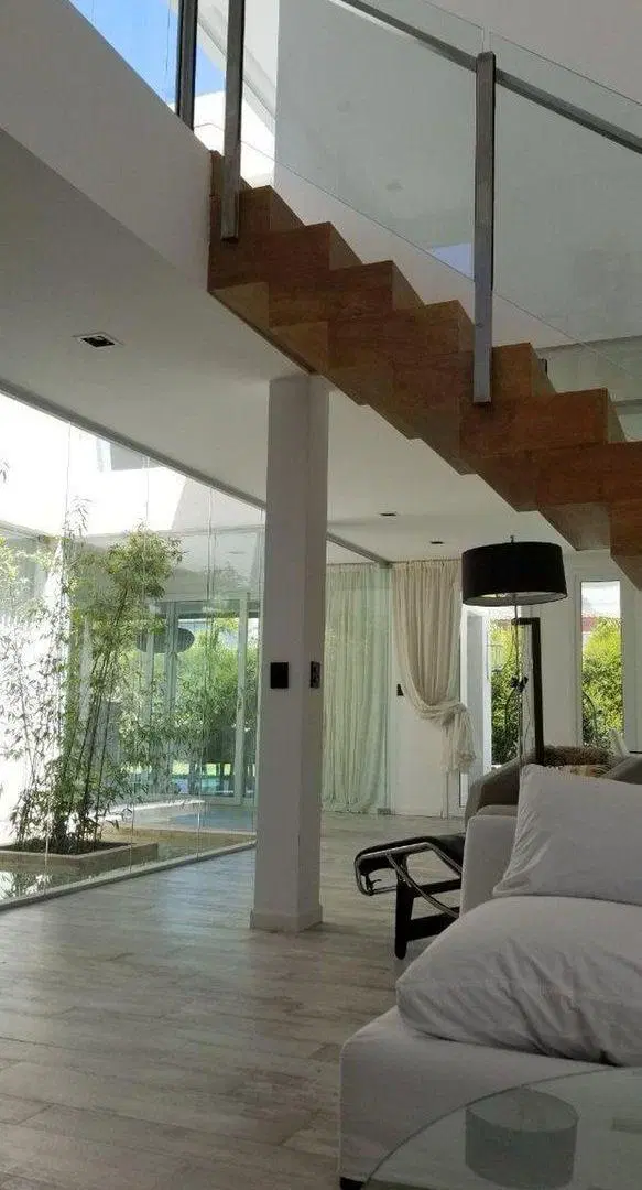 EN ALQUILER CASA EN LOS CASTORES 5