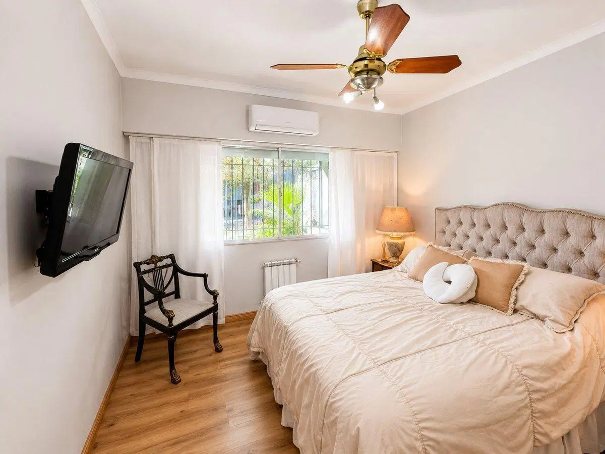 VENTA CASA,  LOMAS DE ZAMORA 3