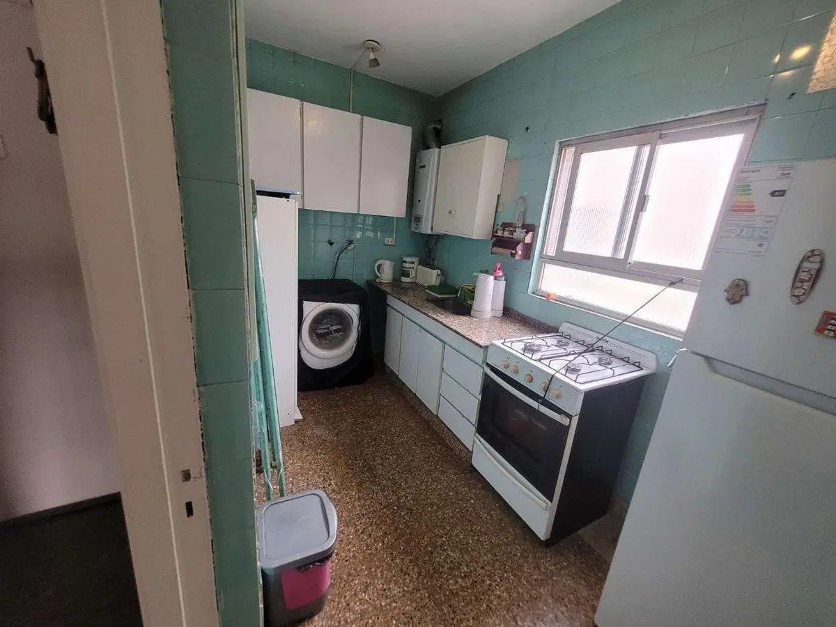 Vta Almagro 2 amb Piso alto con doble balcón y luz 5
