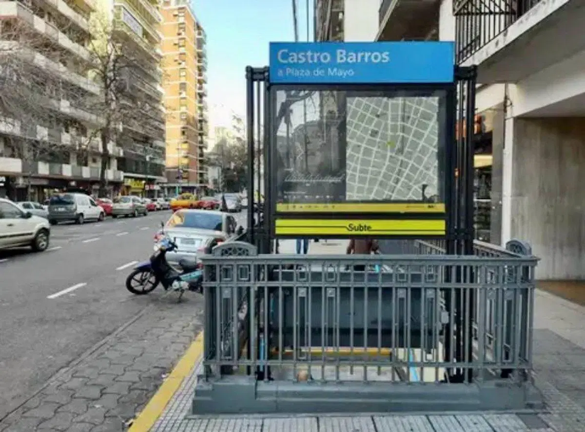 Departamento venta-3 amb-Rivadavia 3900. Subte A 4
