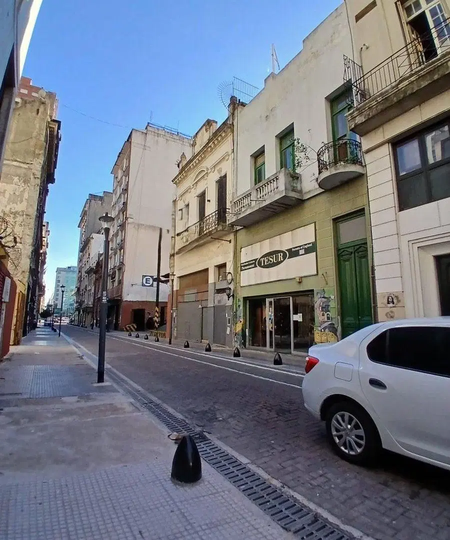 LOTE + PROYECTO APROBADO - A MTS AV. 9 DE JULIO 4