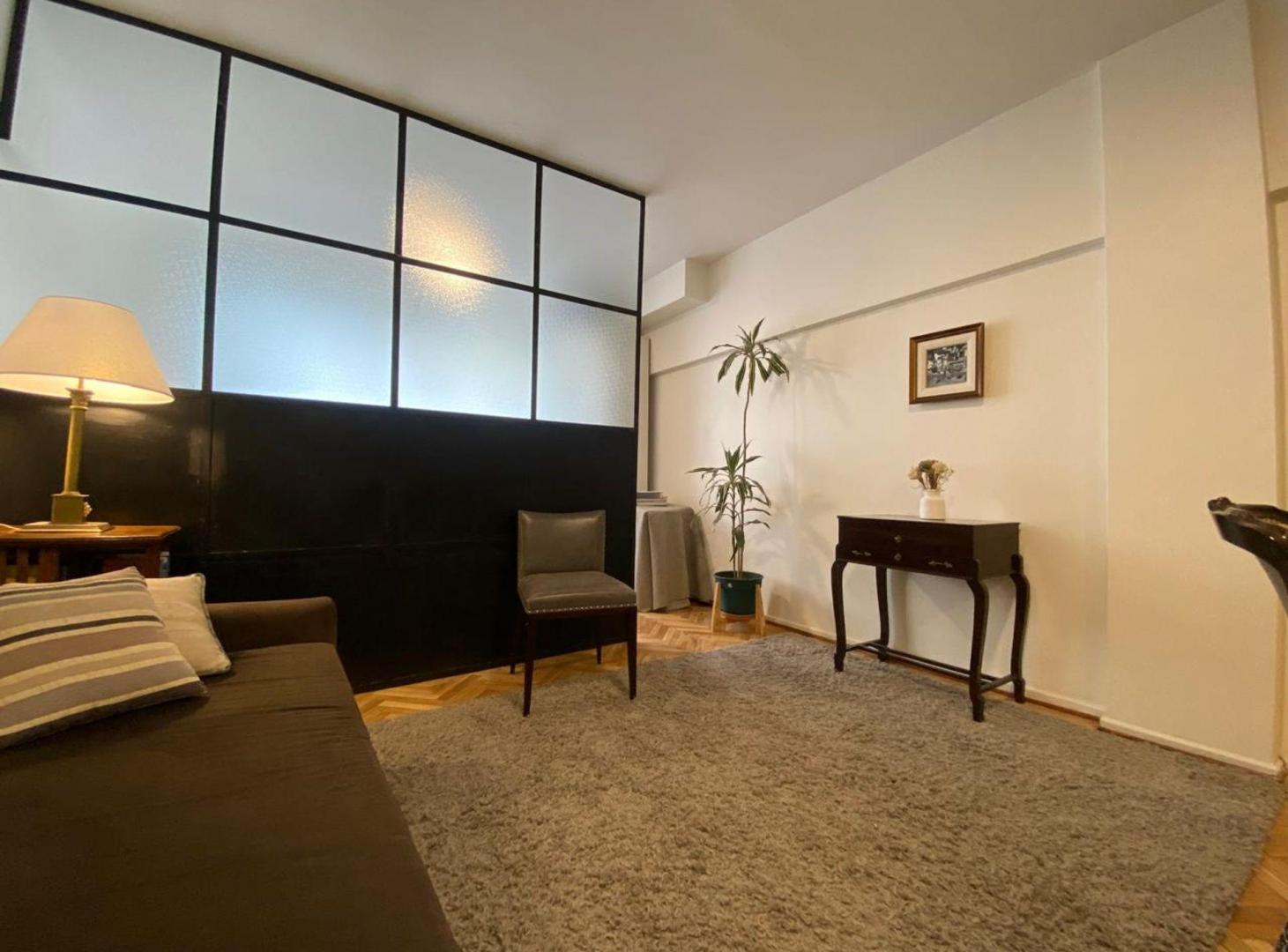 Foto de VENTA DEPARTAMENTO REFACCIONADO A NUEVO TRIBUNALES, imagen 1