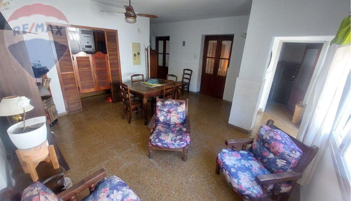 Foto de VENTA PH 4 AMBIENTES, MORON, imagen 1