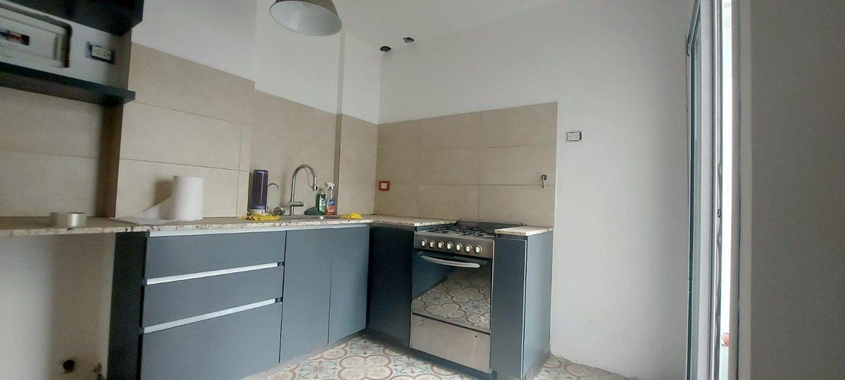 Foto de VENTA DEPARTAMENTO REFACCIONADO CON 2 PATIOS, imagen 5