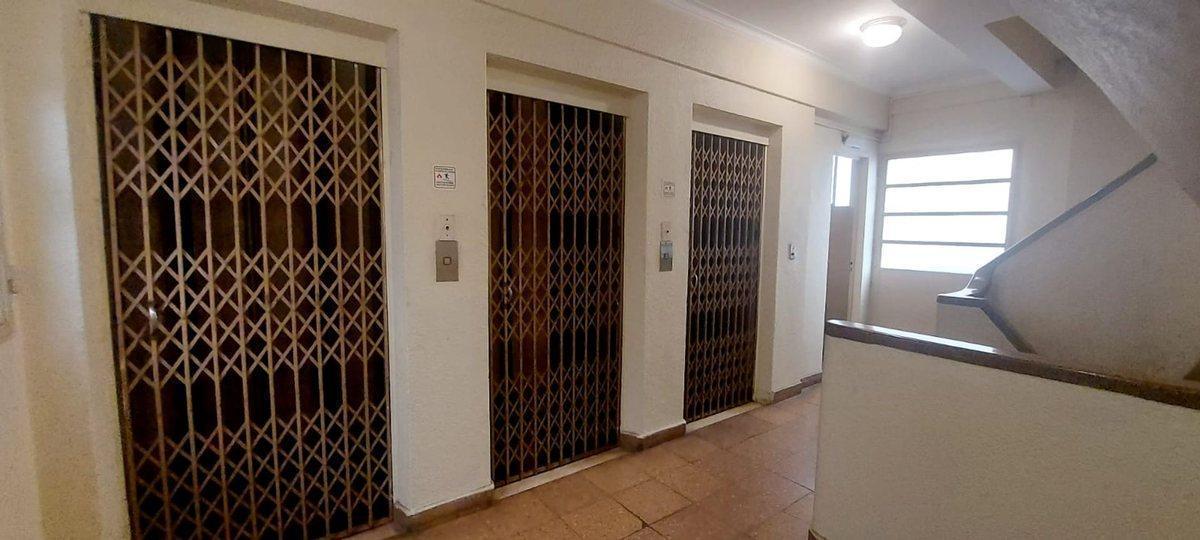 Foto de VENTA DEPARTAMENTO REFACCIONADO CON 2 PATIOS, imagen 3