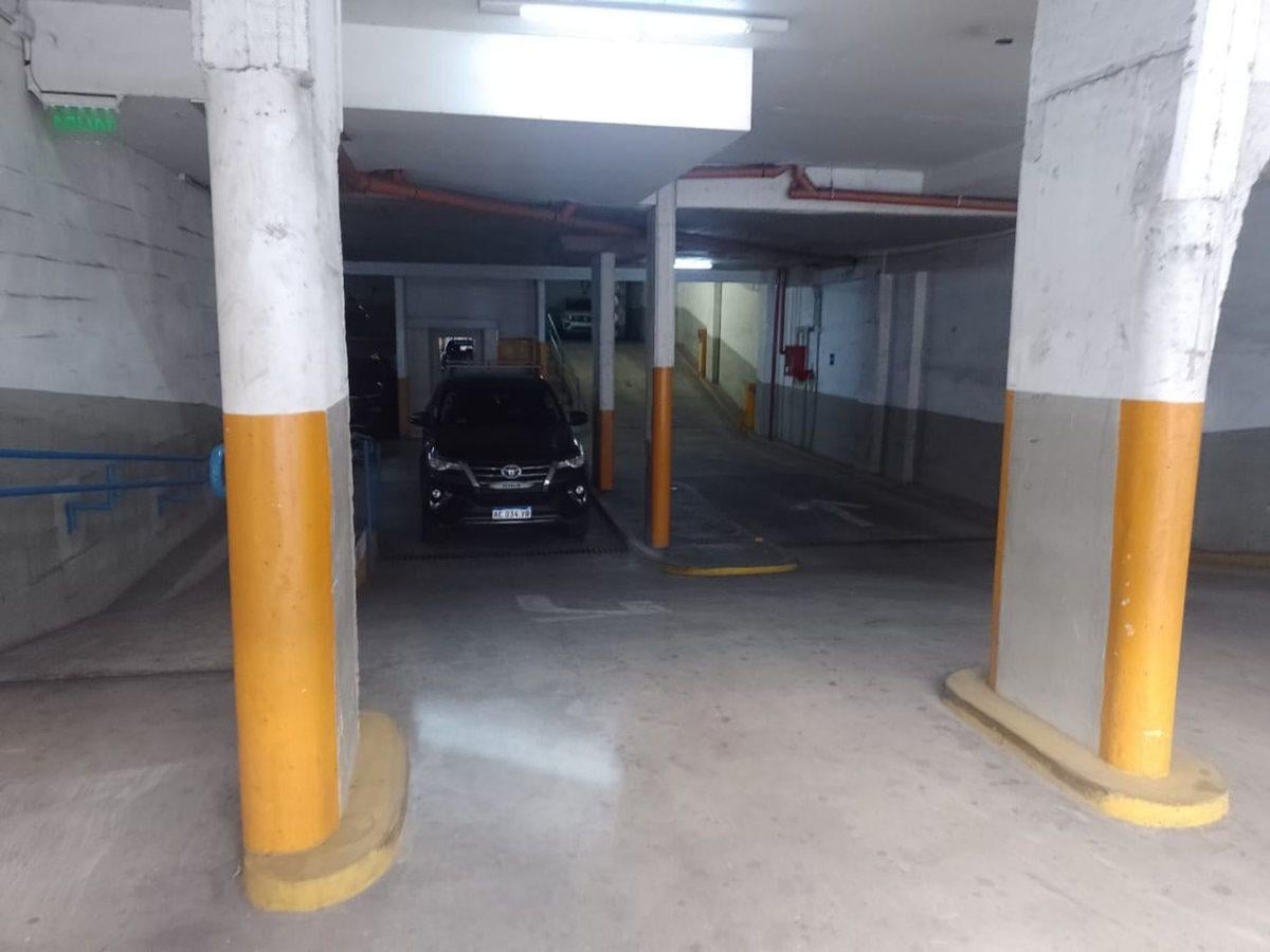 Foto de Cochera en venta en Micro Centro, imagen 1