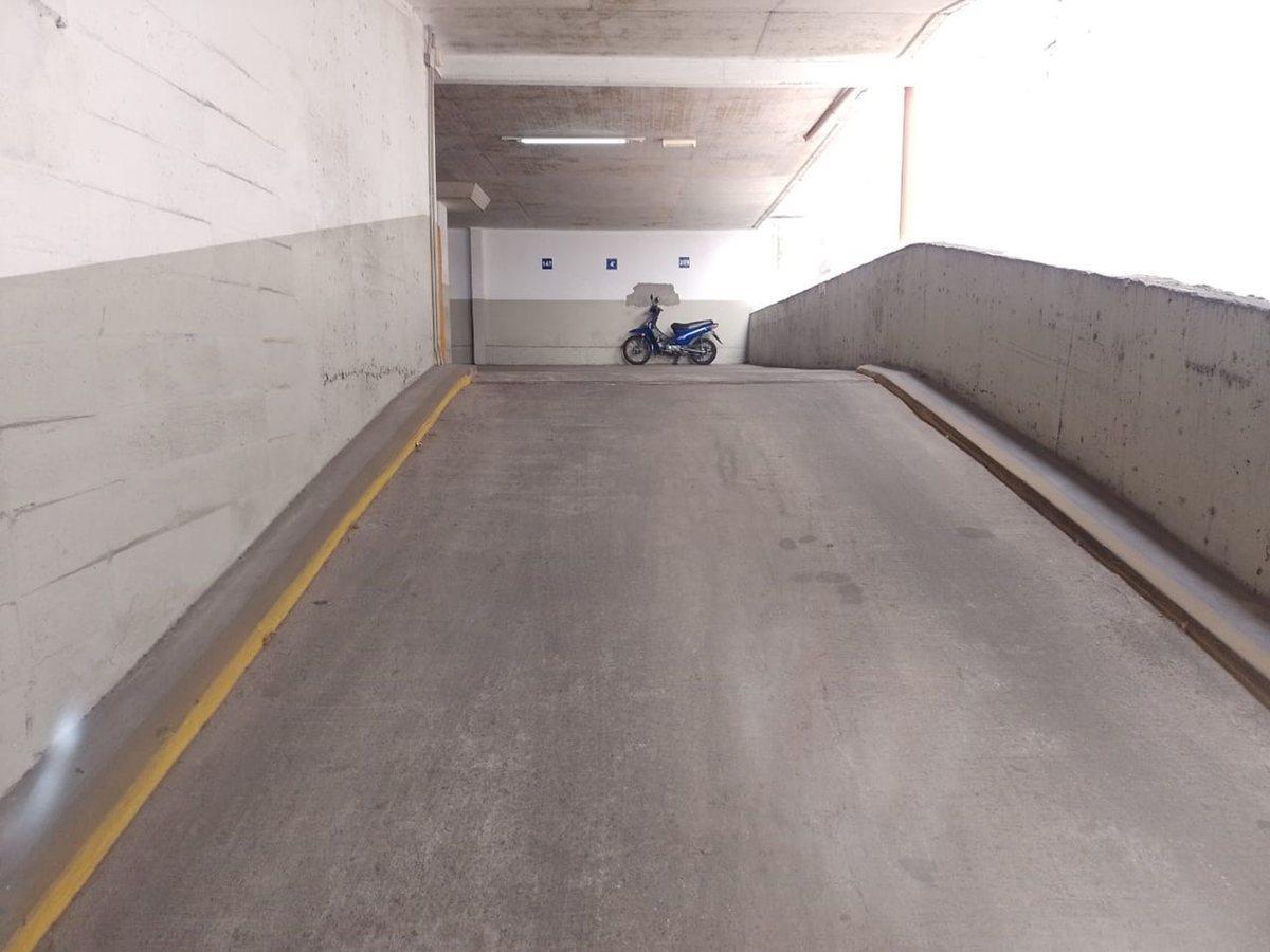 Foto de 2 Cocheras en venta en Micro Centro, imagen 5
