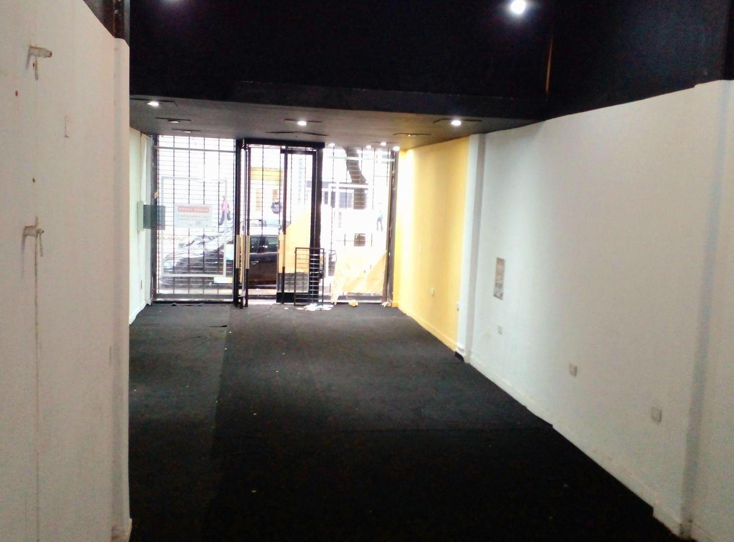 Foto de Venta Local Belgrano 1850 Balvanera 212m2, imagen 4