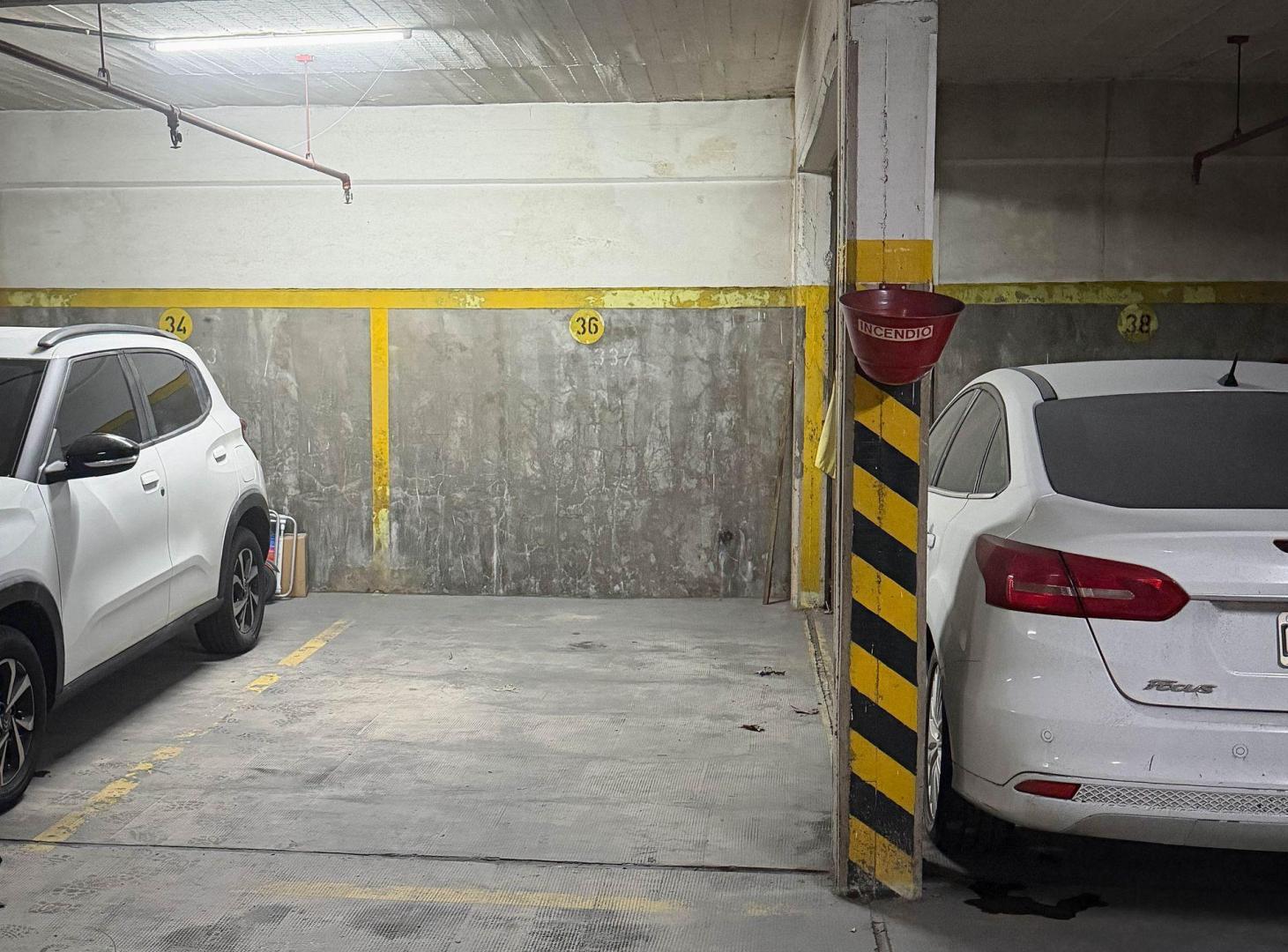 Foto de VENTA COCHERA ALMAGRO (Bajas Expensas), imagen 5