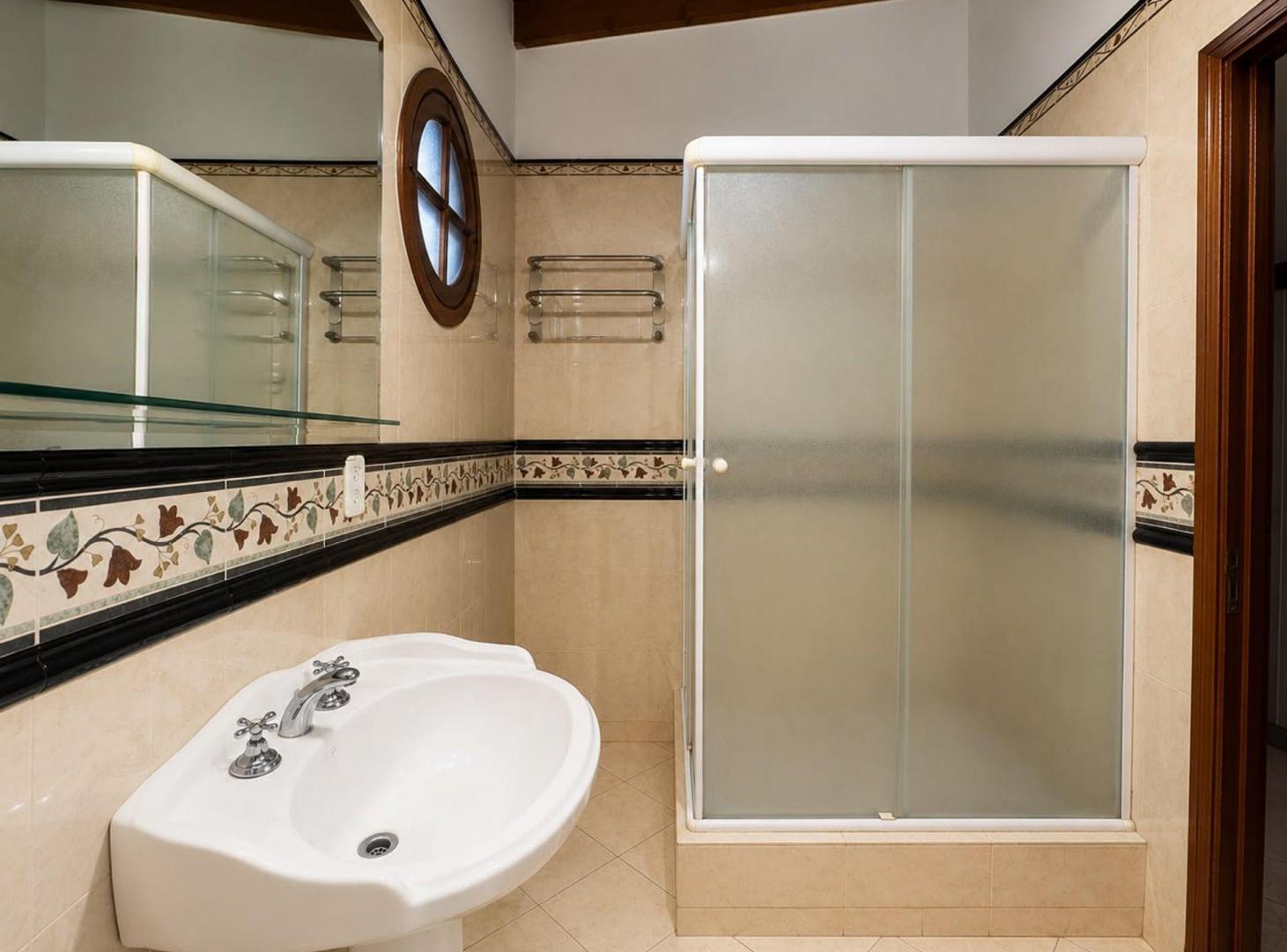 Foto de VENTA PH CON PATIO 4 AMBIENTES, AVELLANEDA, imagen 5