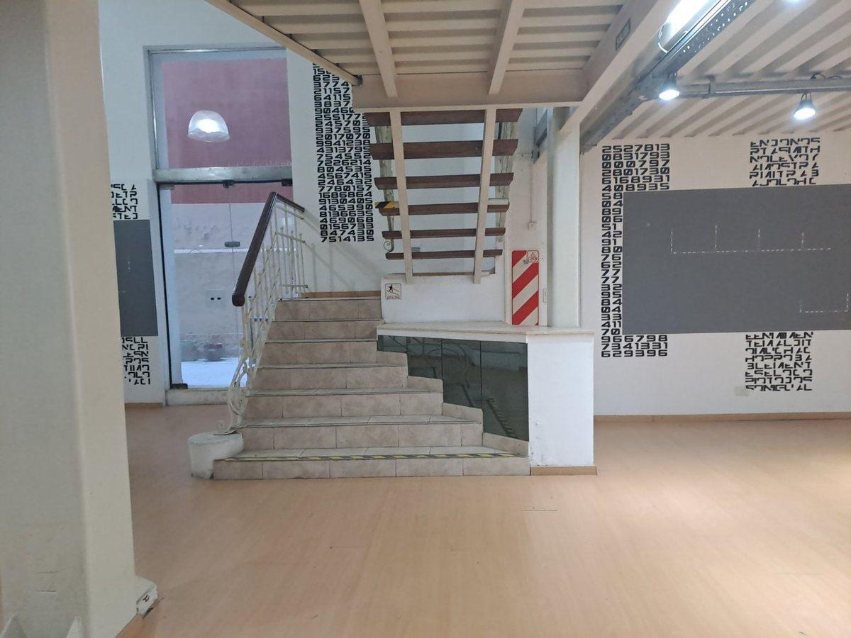 Foto de VENTA EXCLUSIVO LOCAL COMERCIAL/VIVIENDA - RETIRO, imagen 3