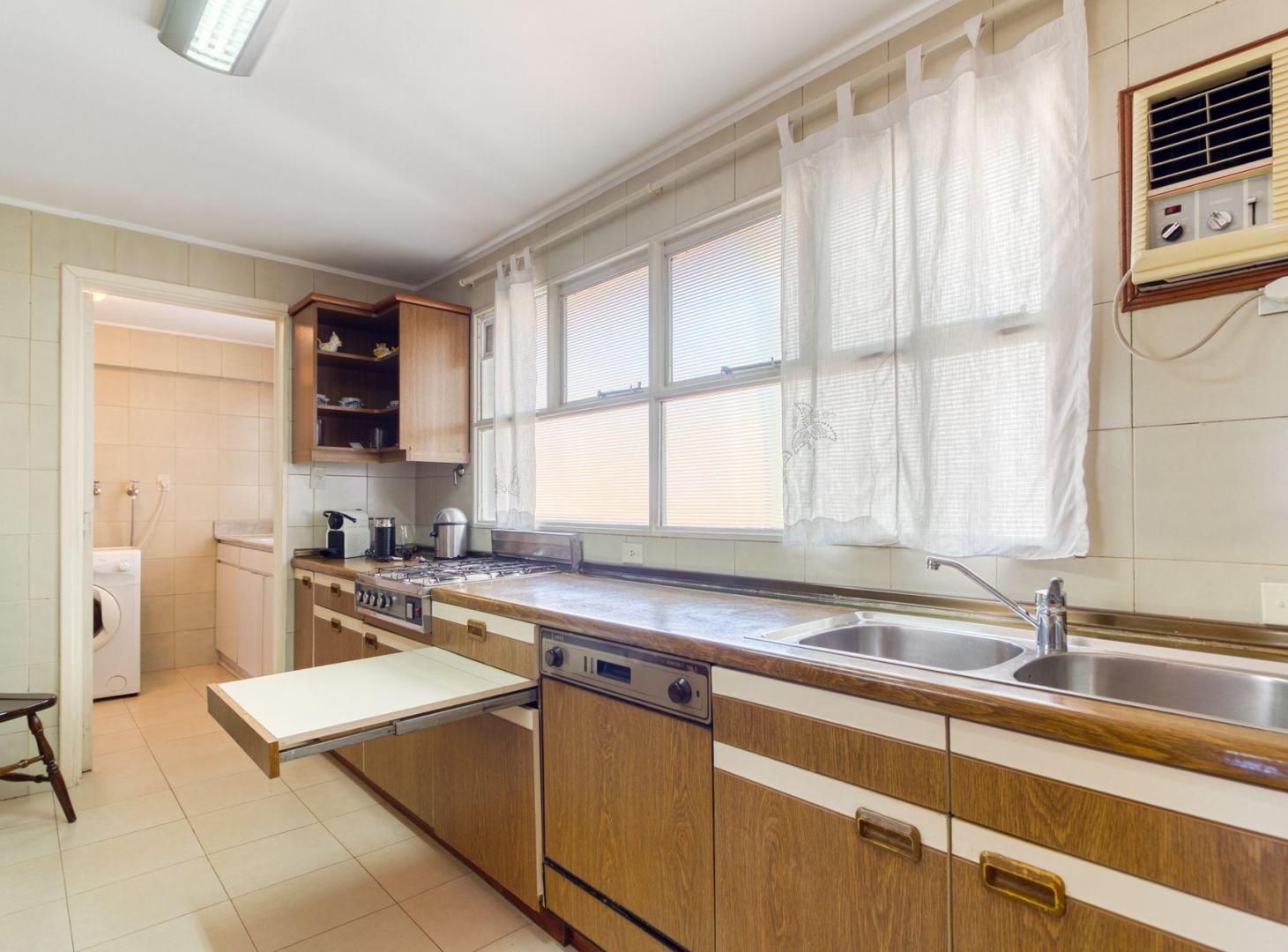 Foto de VENTA EXCLUSIVO TRIPLEX CON TERRAZA Y COCHERA-CABA, imagen 2