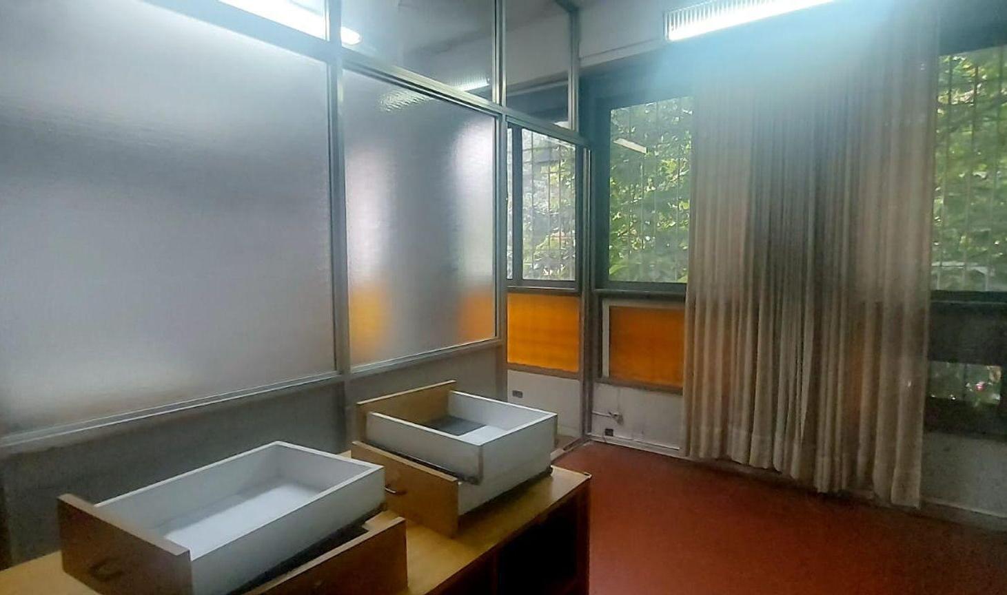 Foto de VENTA OFICINA - TRIBUNALES, imagen 4