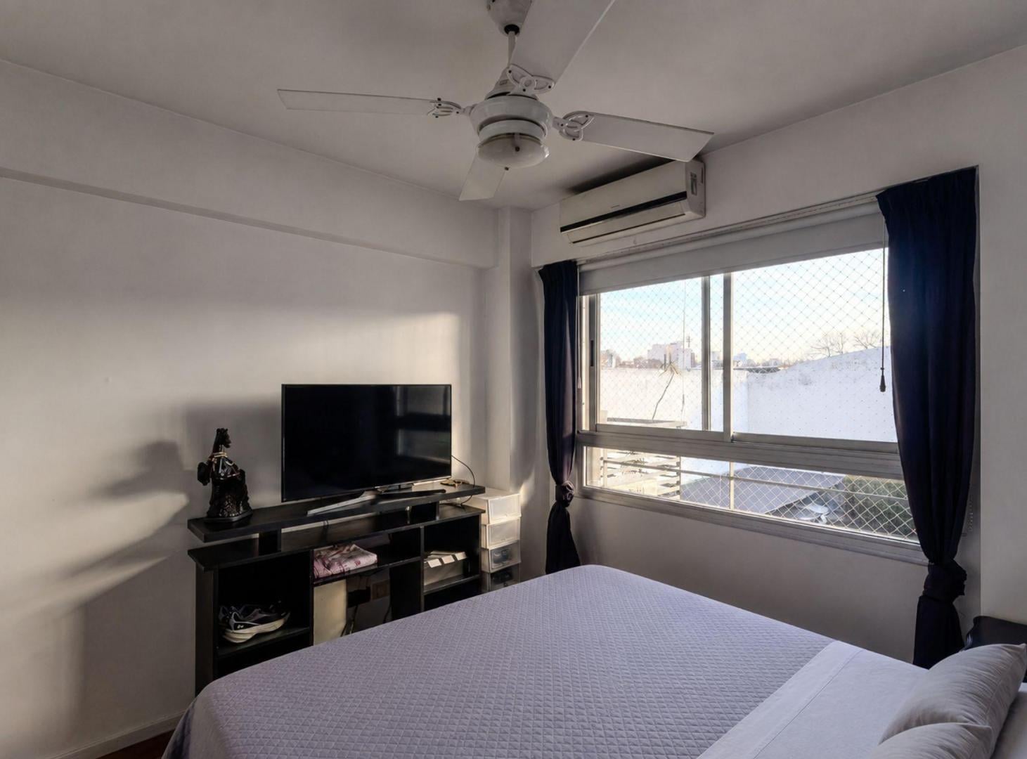 Foto de Venta departamento 2 ambientes Parque Chacabuco., imagen 3