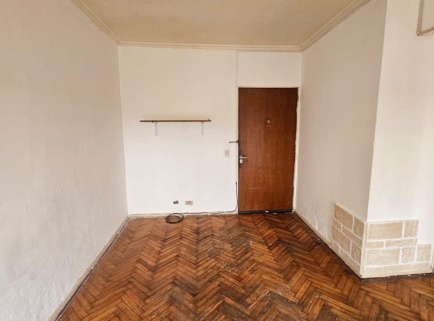 Foto de VENTA DTO 2 AMB BALCON FRANCES Y PATIO LINIERS, imagen 2